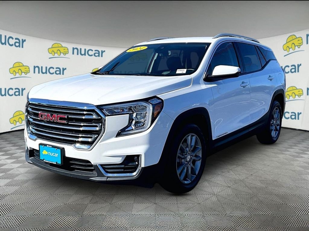 Used 2024 White GMC SLT image 3