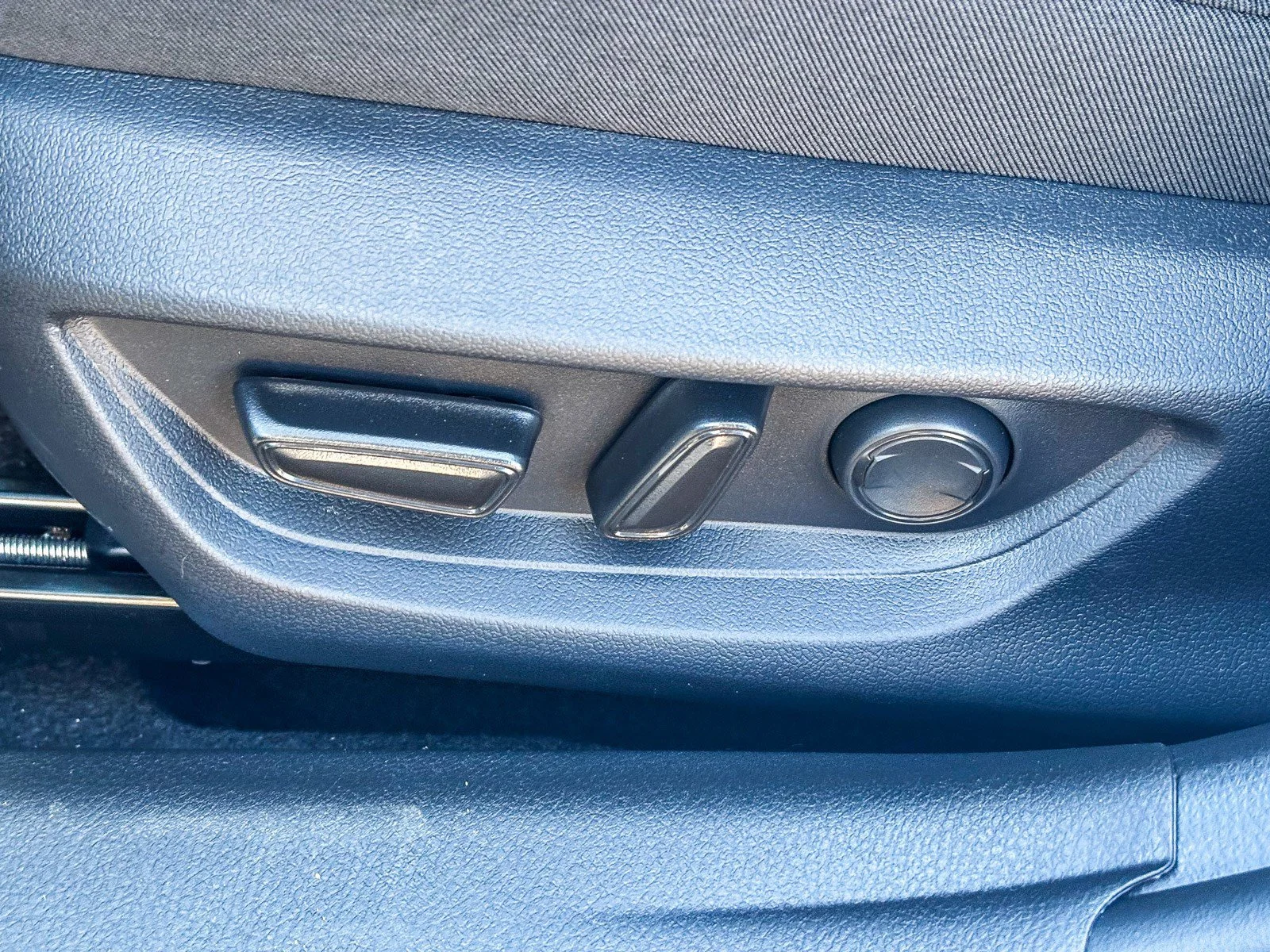 New 2026 01l7 Toyota LE image 22