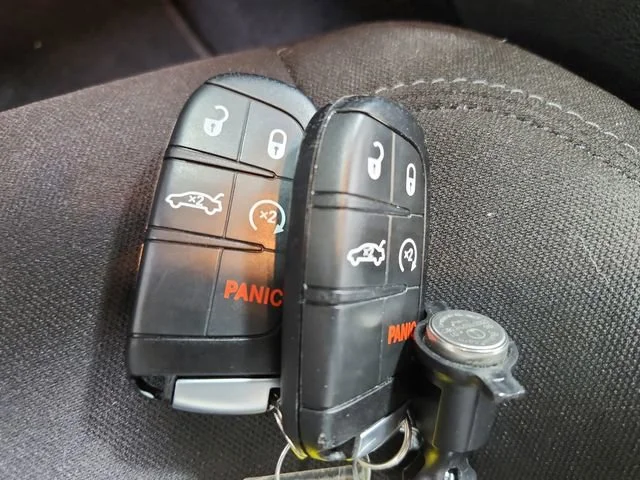 Used 2023  Dodge R/T image 31