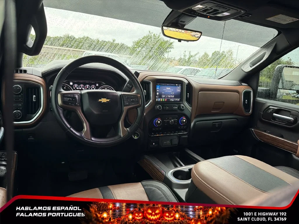 Used 2023 Black Chevrolet High Country image 28