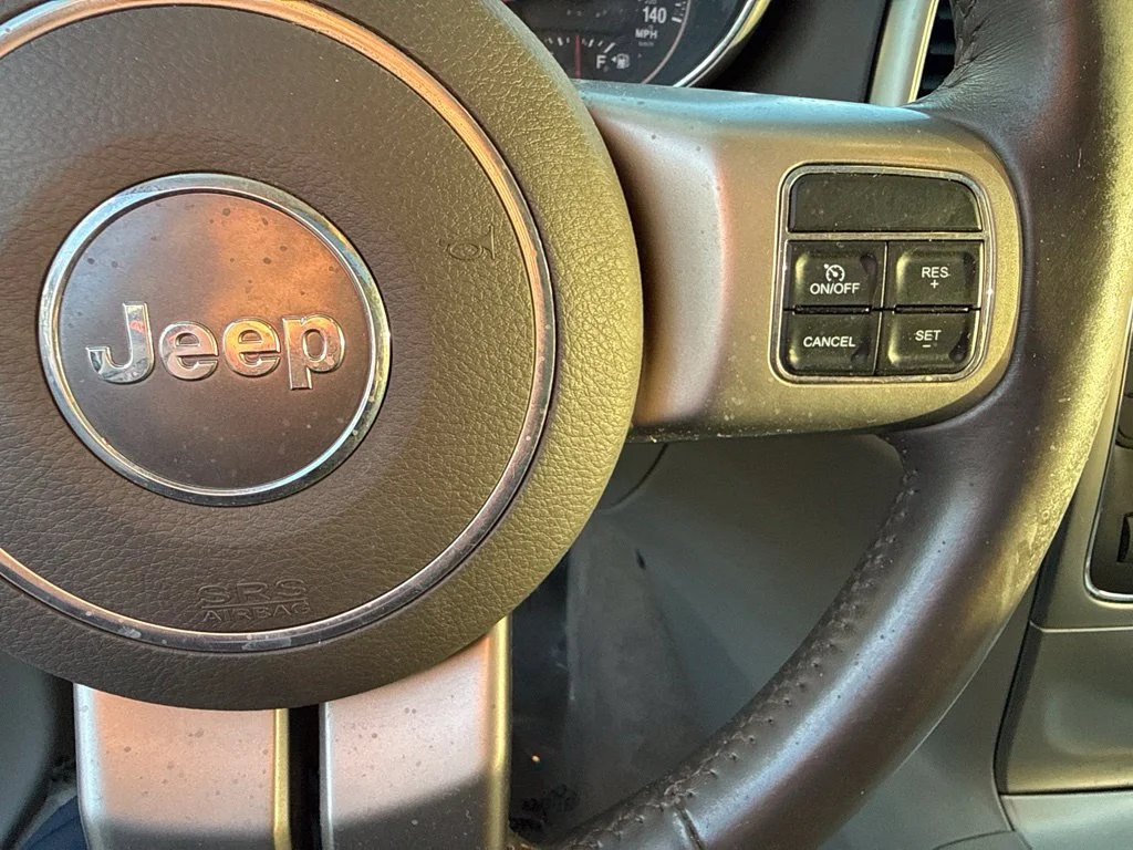 Used 2013 White Jeep Laredo image 26