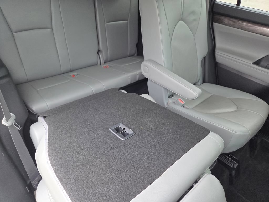 Certified Used 2020 Celestial Silver Metallic Toyota Limited image 6