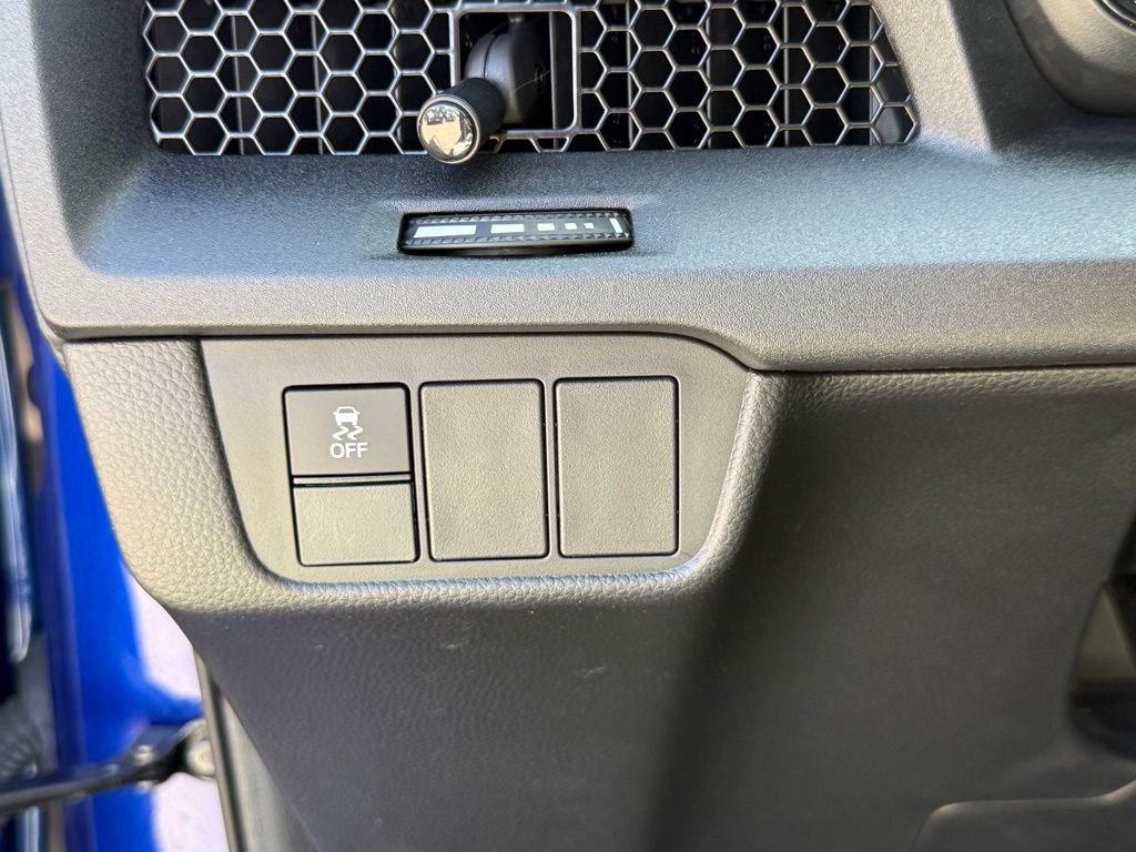 Used 2023  Honda EX image 26