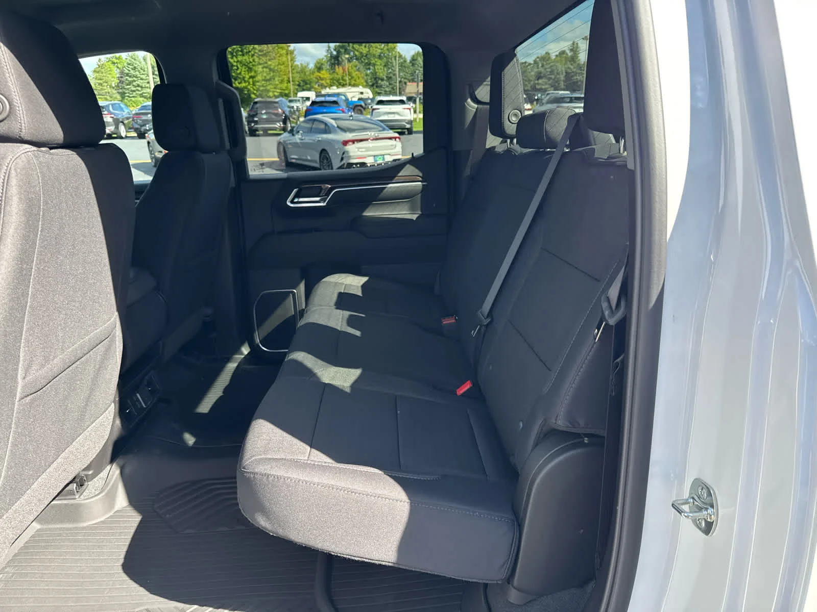 2026 Chevrolet Silverado 1500 LT - Photo 14