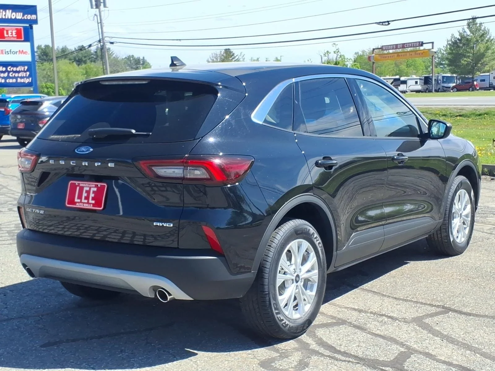Used 2024 Black Metallic Ford Active image 5