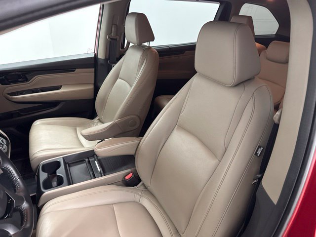 Used 2022 Radiant Red Honda Touring image 14