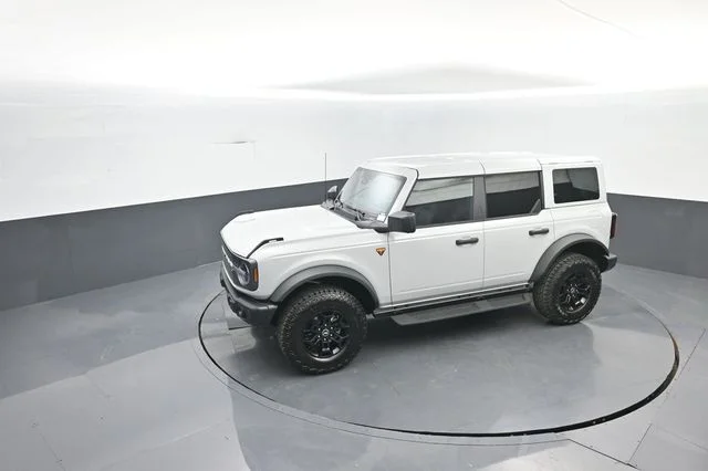 New 2026 Avalanche Gray Ford Badlands® image 27