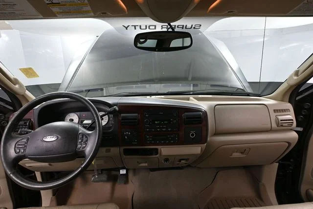 2005 Ford F-350 Super Duty Lariat - Photo 22