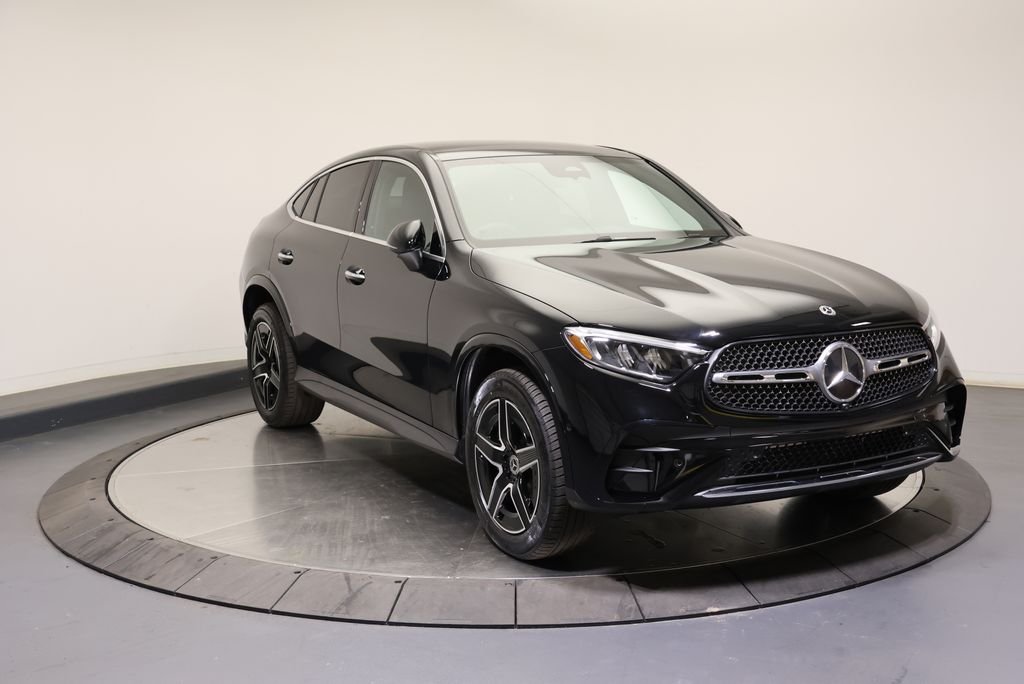 New 2027 Black Mercedes-Benz GLC 300 Coupe image 3