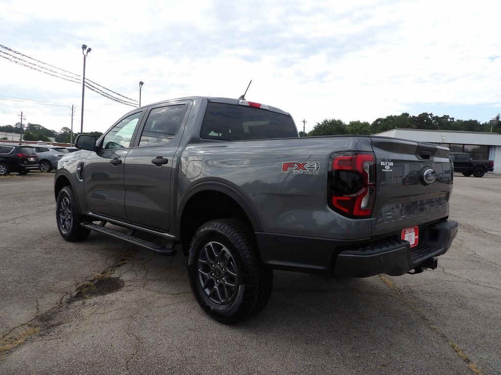 New 2026 Carbonized Gray Metallic Ford XLT image 7