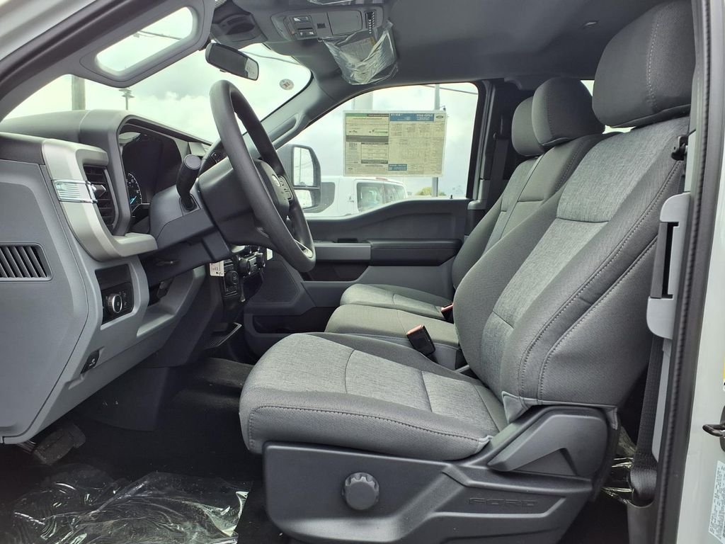 New 2026 Avalanche Ford F-250® XL image 9
