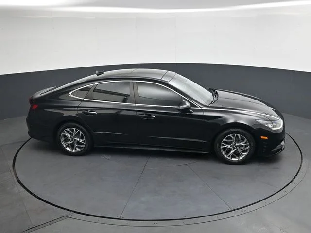 Used 2020 Black Hyundai SEL image 23