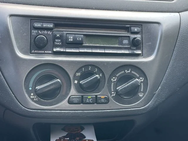 Used 2004 Red Mitsubishi Ralliart image 18