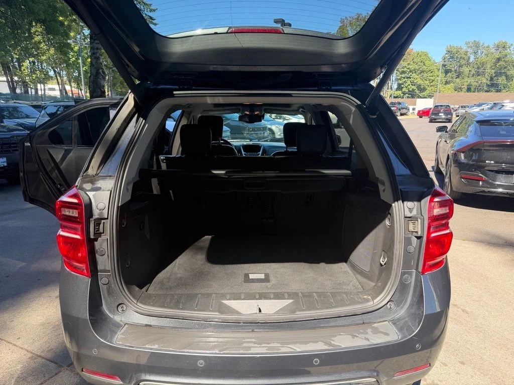Used 2017 Nightfall Gray Metallic Chevrolet Premier image 14