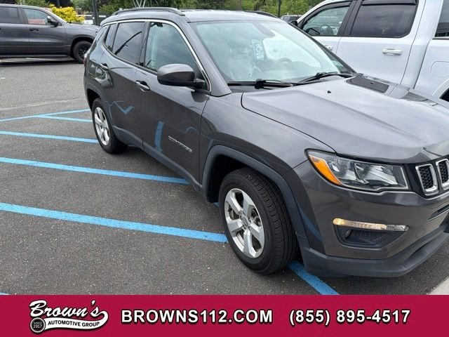 Used 2020 Gray Jeep Latitude image 1