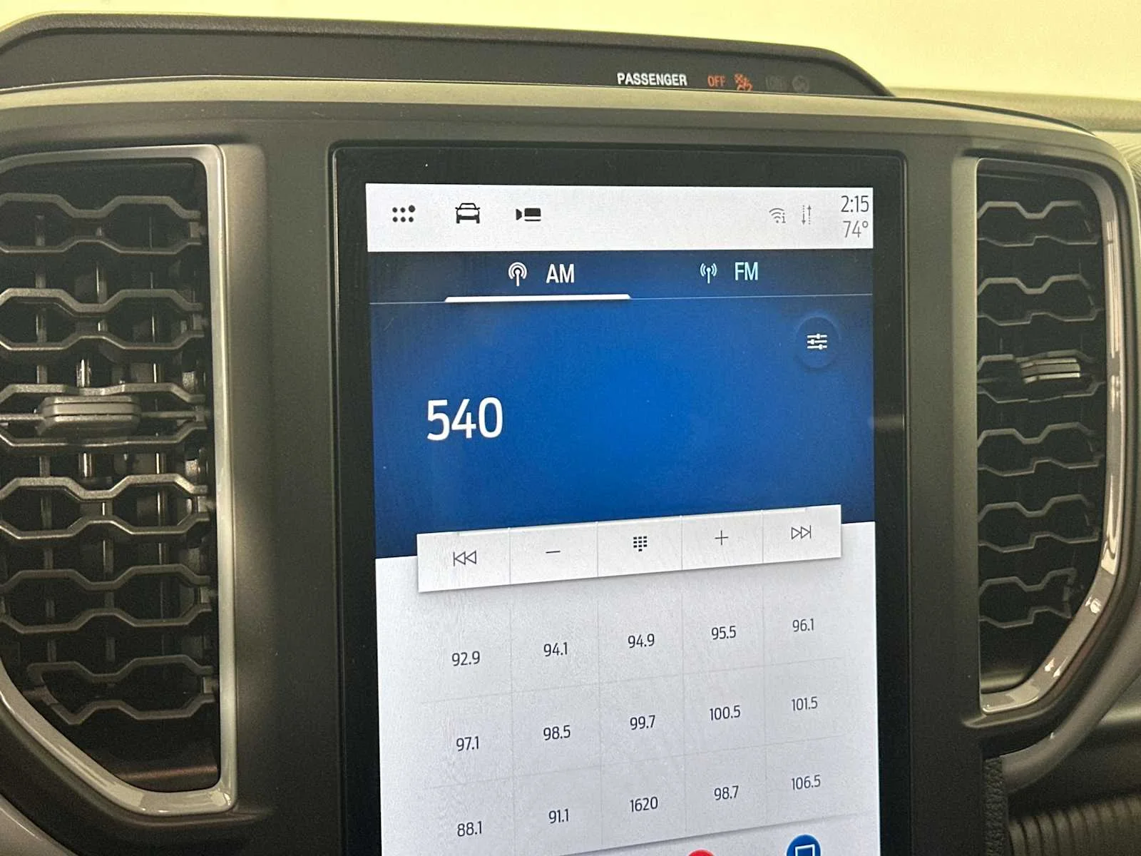 New 2025 Oxford White Ford XL image 32