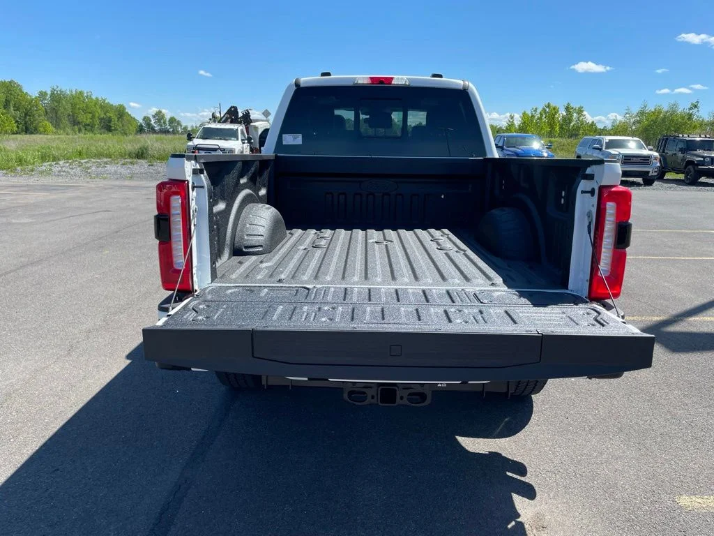 New 2026 Star White Metallic Tri-Coat Ford F-350® Lariat® image 13