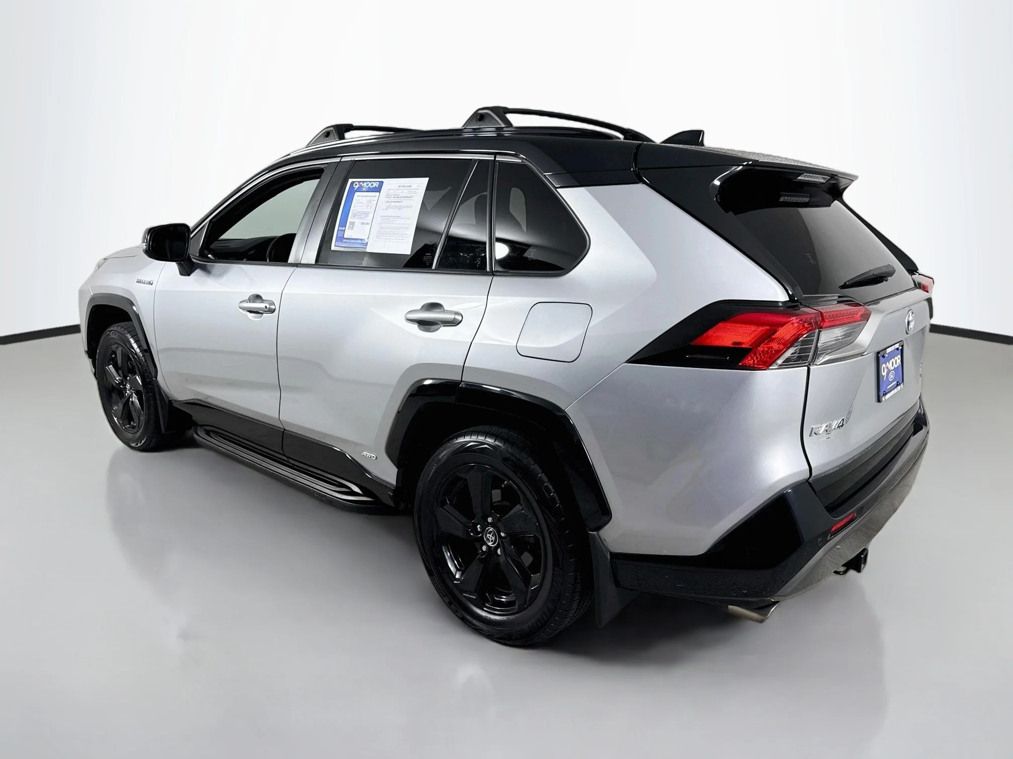 Used 2019 Silver Sky Metallic Toyota Hybrid XSE image 5