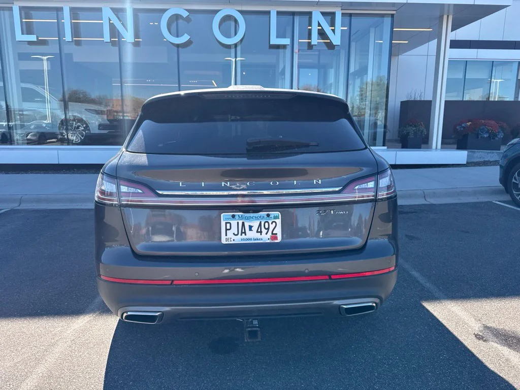 Used 2019 Gray Lincoln Reserve image 5
