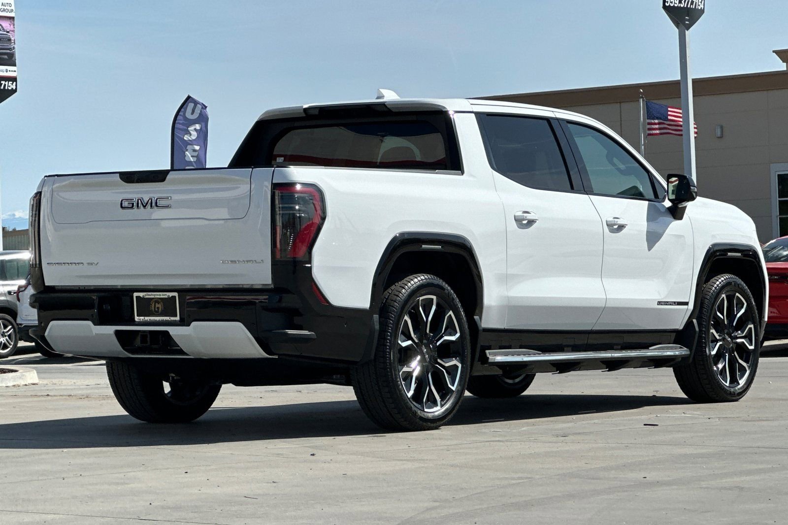 2025 GMC Sierra EV Denali - Photo 6