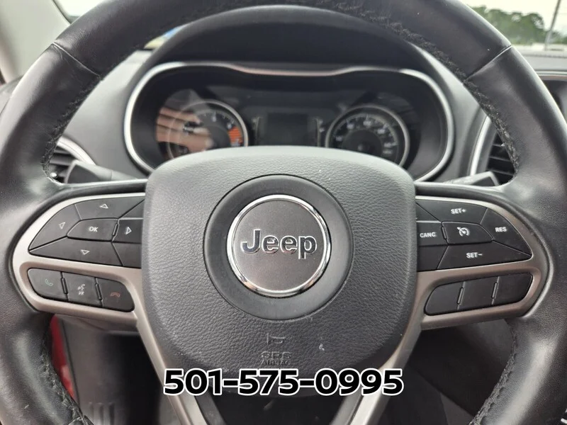Used 2019 Velvet JEEP LATITUDE PLUS FWD image 23
