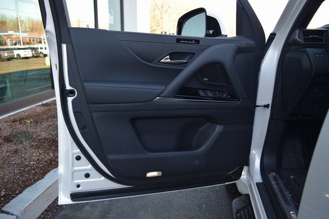 2026 Lexus LX 600 Luxury - Photo 8