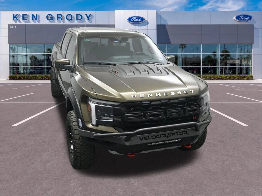 Used 2025 Green Ford Raptor image 11