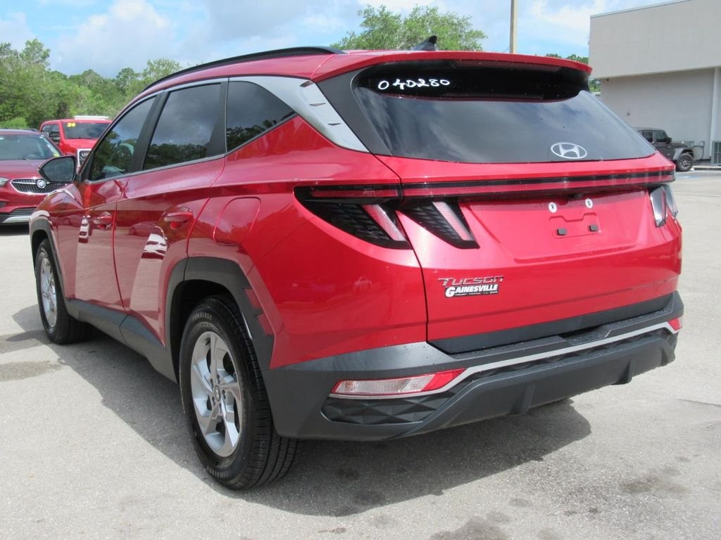 Used 2022 Red Hyundai SEL image 5