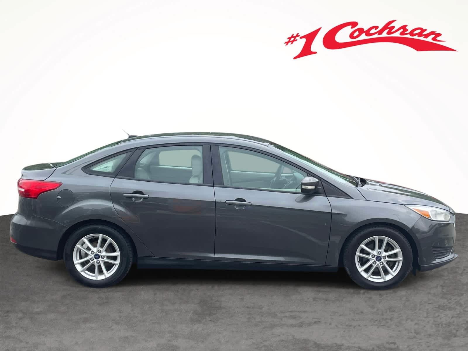 Used 2016 Magnetic Ford SE image 6