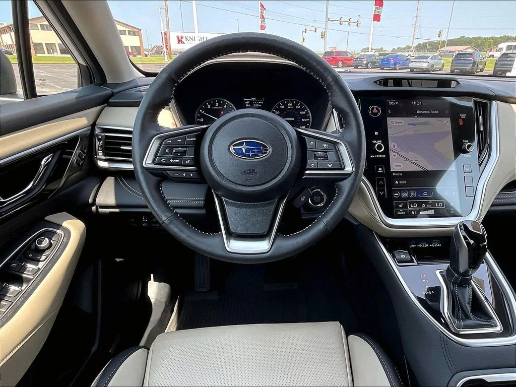 Used 2025 Crystal White Pearl Subaru Limited image 10