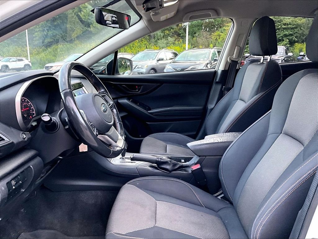 Used 2019 White Subaru 2.0i Premium image 4