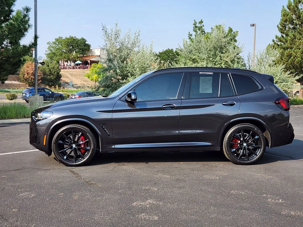 Used 2024 Dark Graphite Metallic BMW M40i image 2