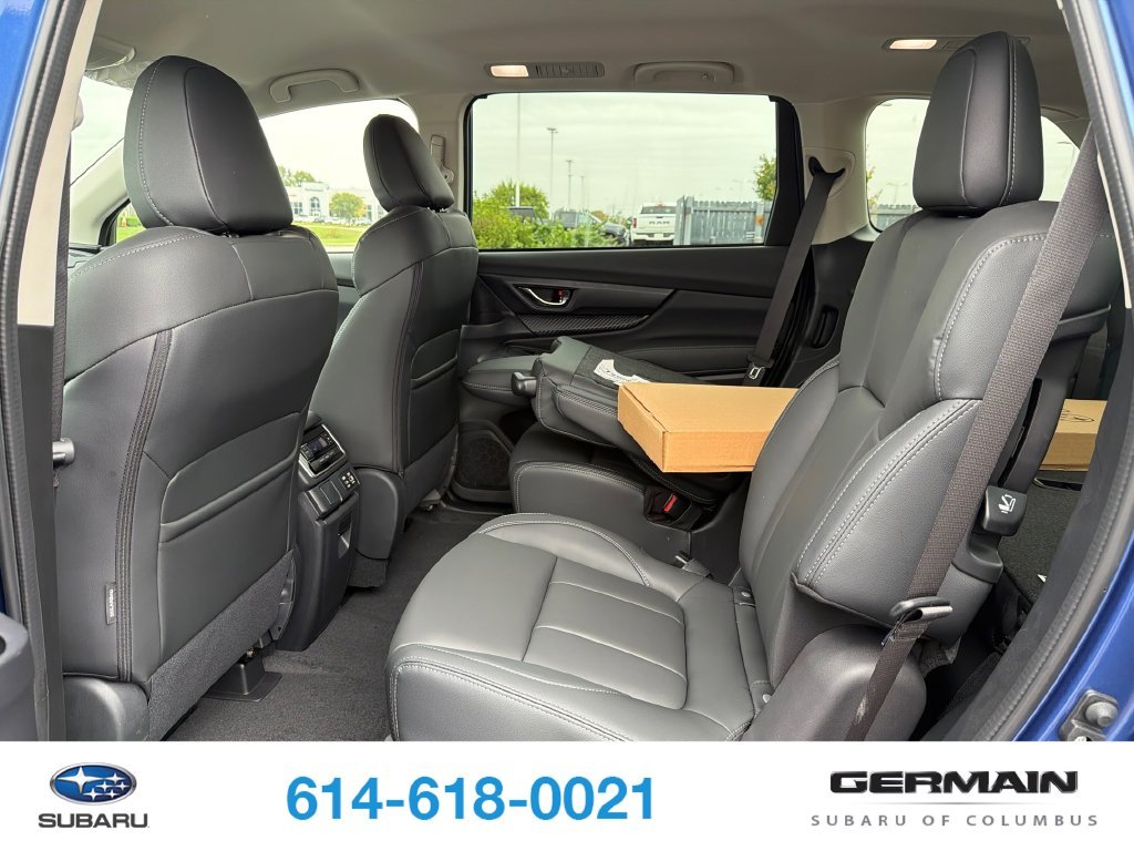 New 2027 DAYBREAK BLUE PEARL Subaru Premium 7-Passenger image 13