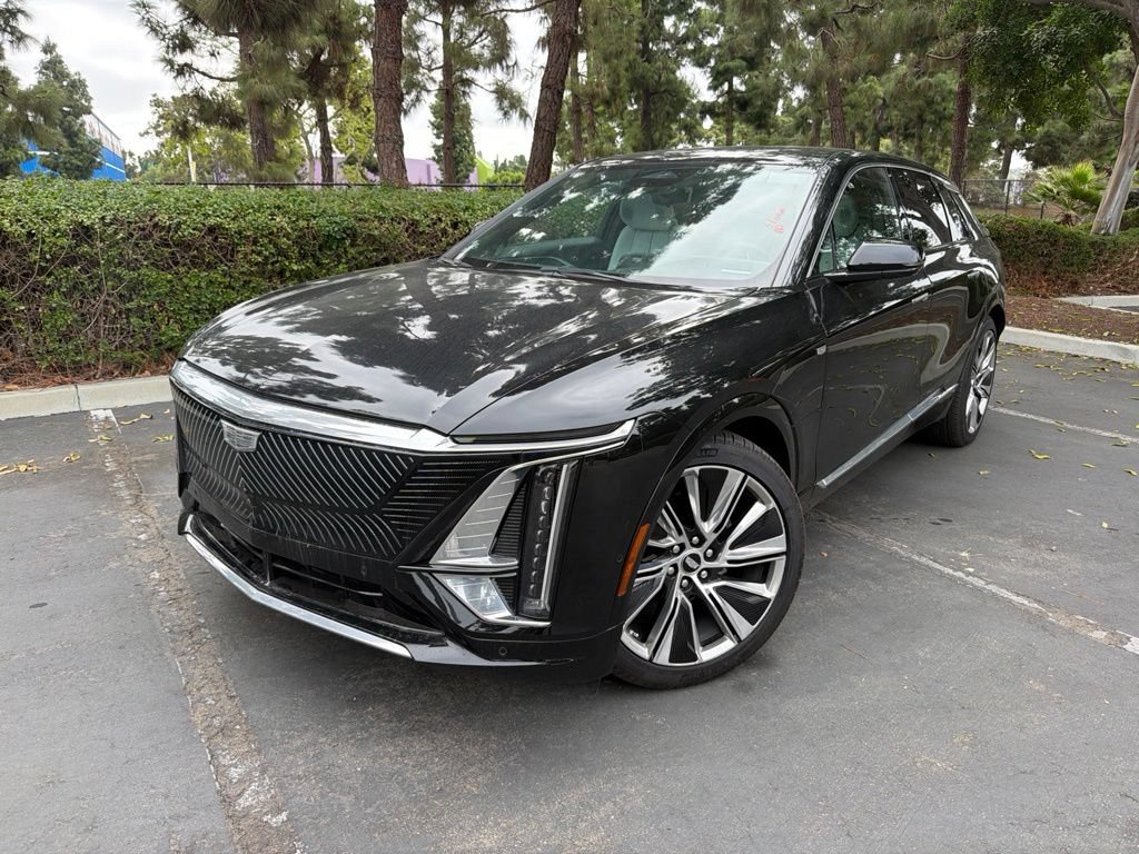2023 Cadillac Lyriq Luxury