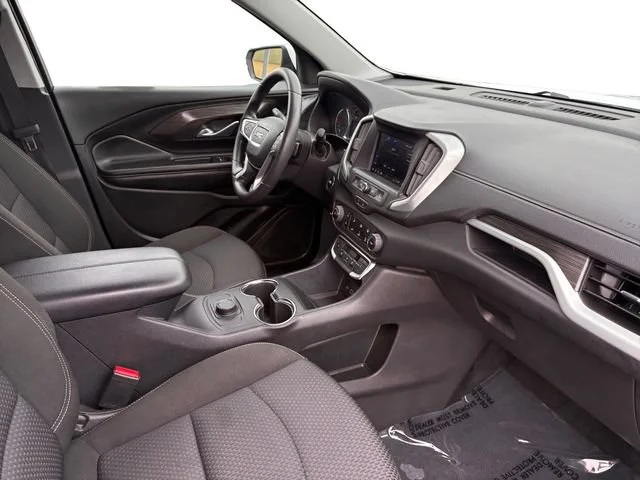 Used 2024 Summit White GMC SLE image 20