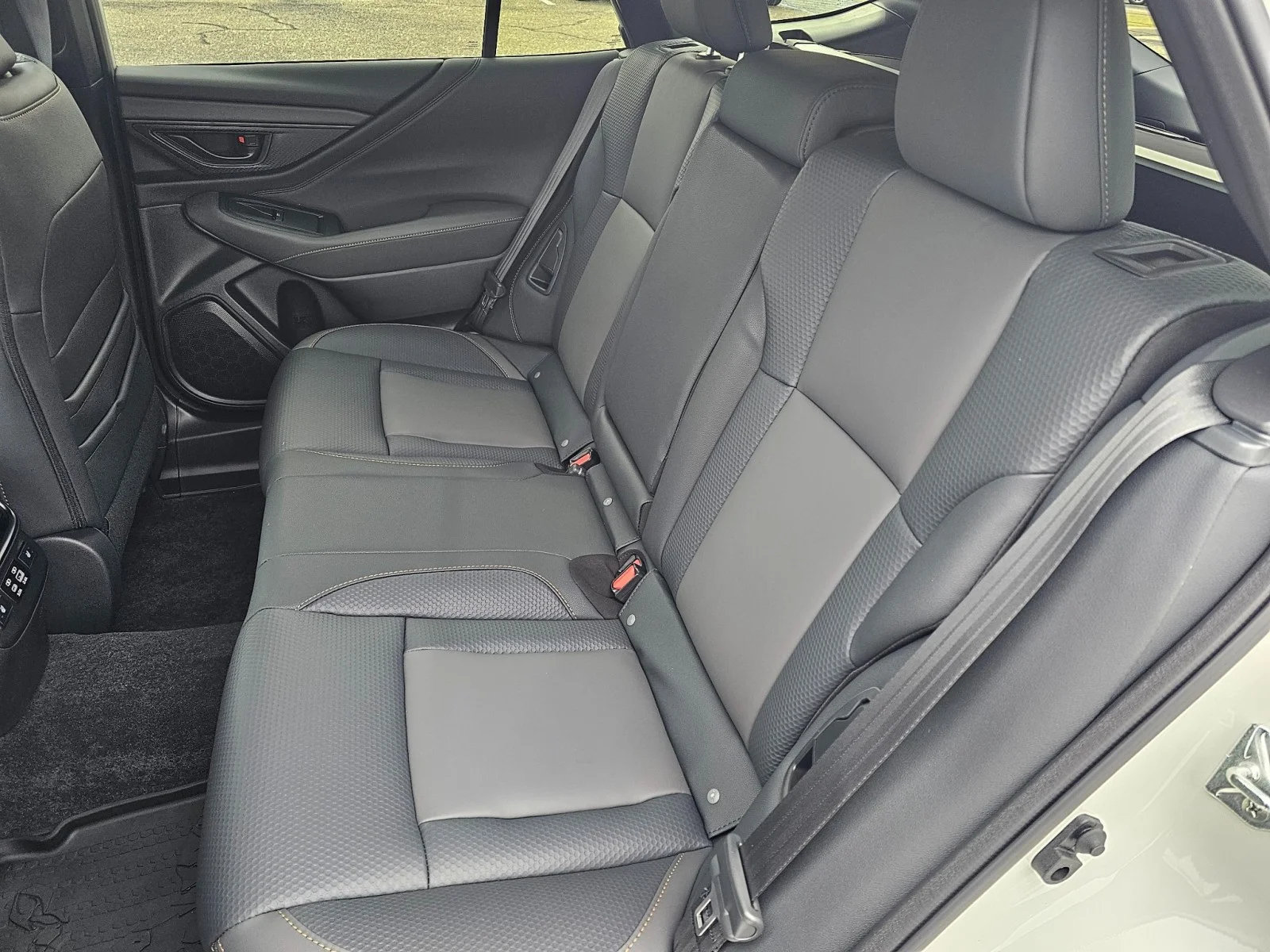 2025 Subaru Outback Wilderness - Photo 6