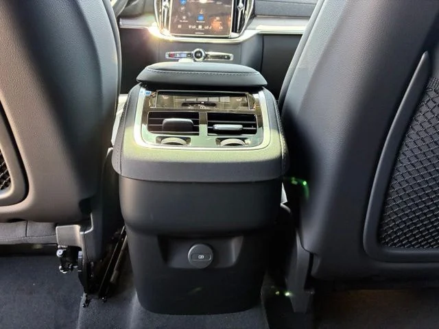 New 2026 Onyx Black Volvo Ultra image 26