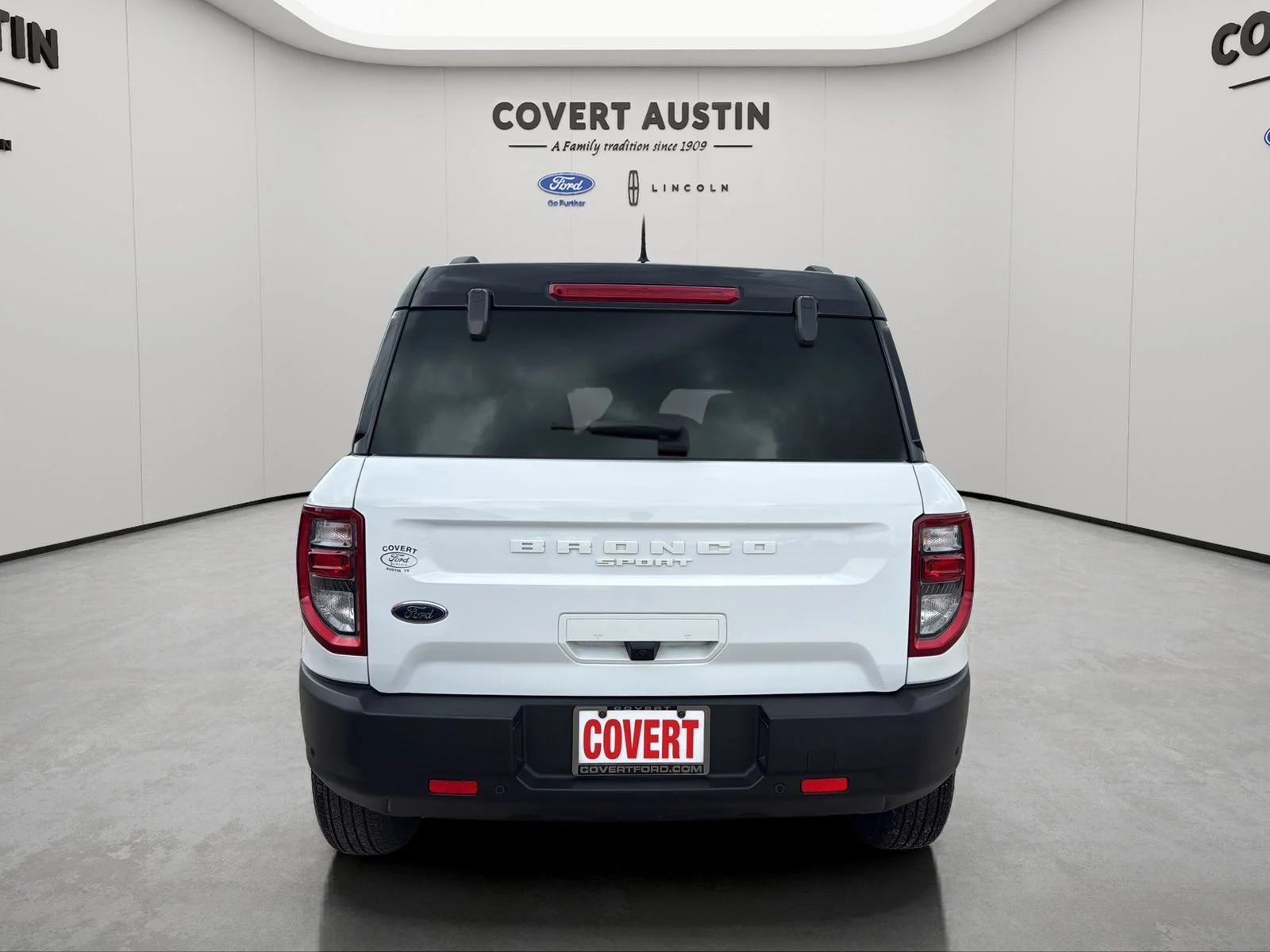 Used 2024 White Ford Outer Banks image 4