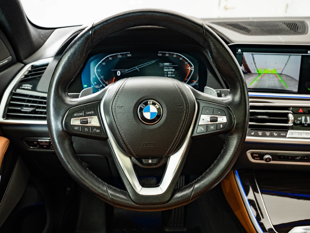 Used 2023 Black Sapphire Metallic BMW xDrive40i image 39