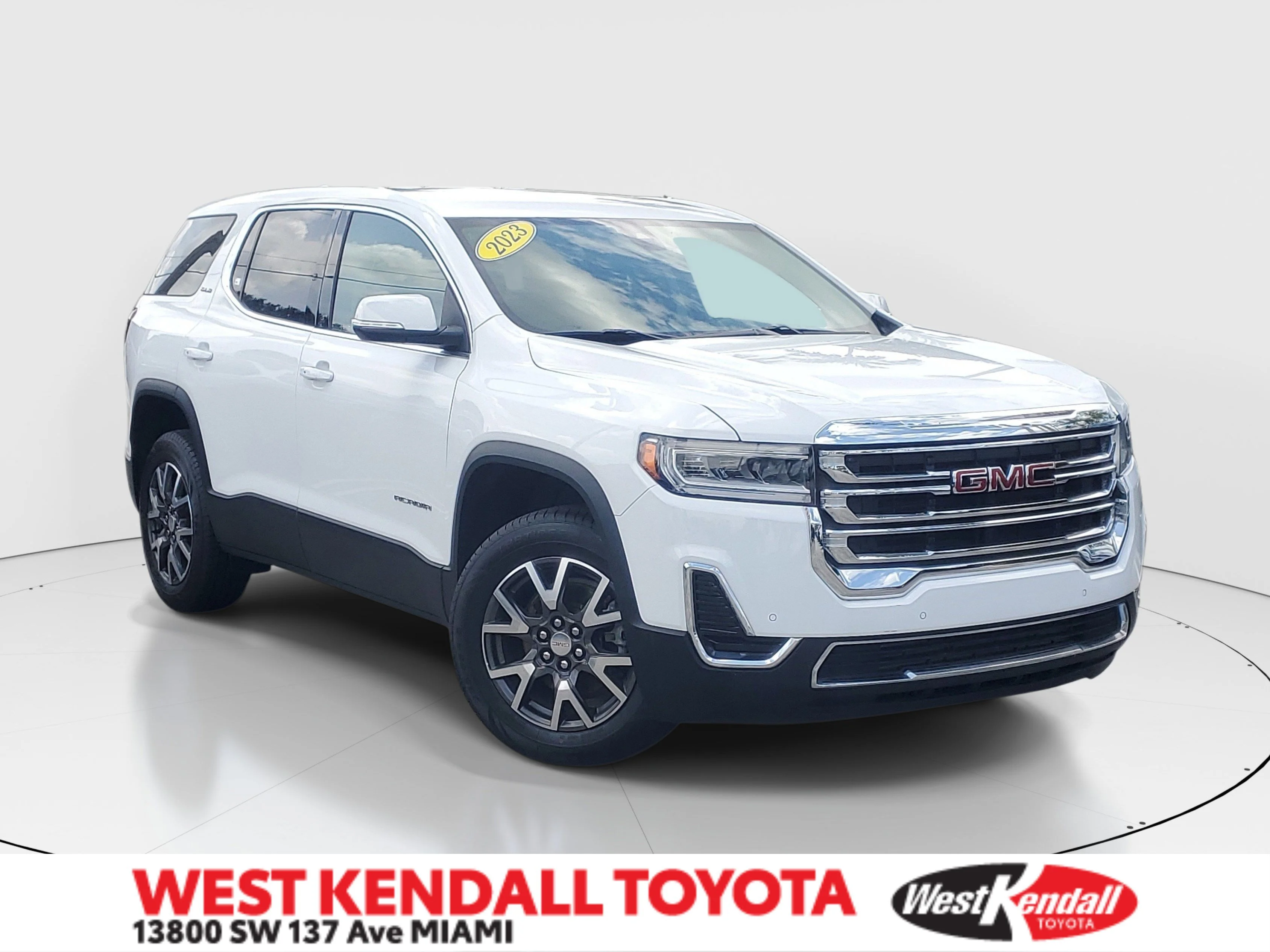 2023 GMC Acadia SLE FWD's photo