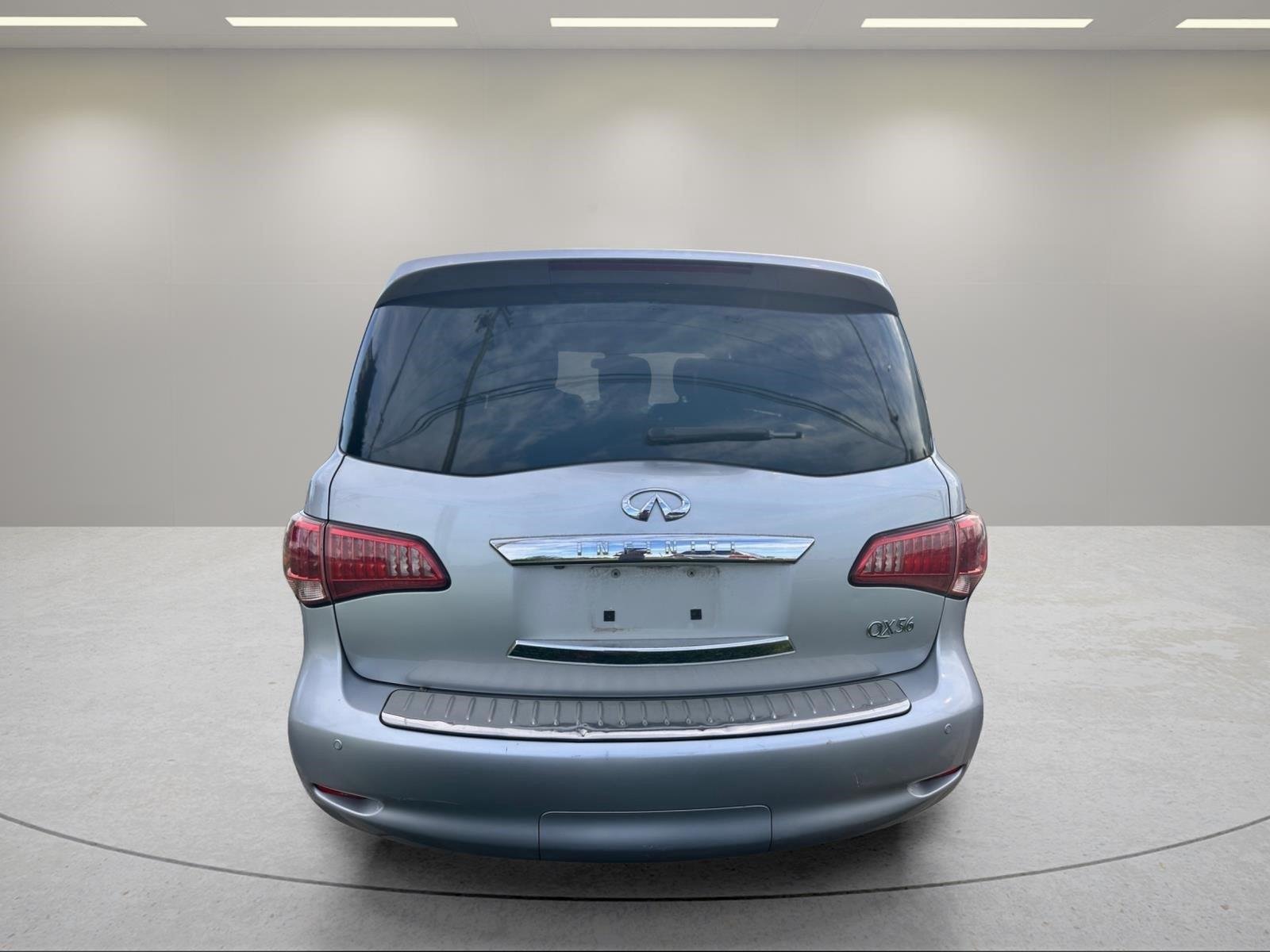 Used 2011 Liquid Platinum INFINITI 8-passenger image 20