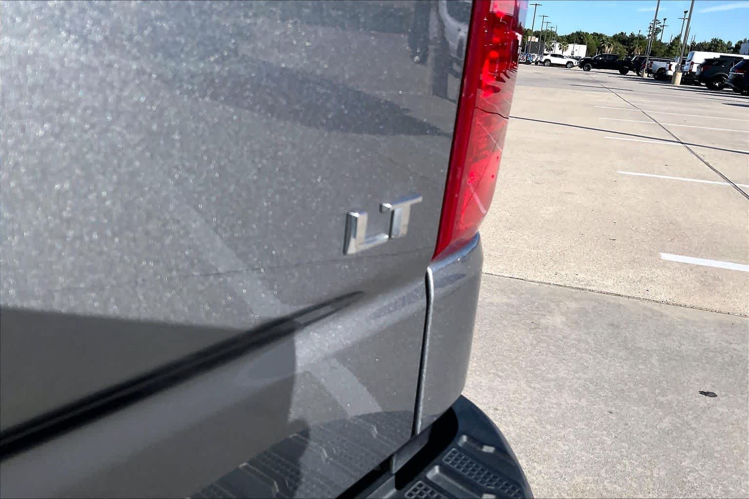 Used 2022 Satin Steel Metallic Chevrolet LT image 10