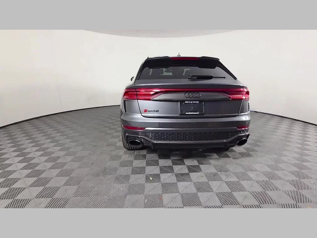 Used 2024 Daytona Gray Pearl Effect Audi 4.0T image 42