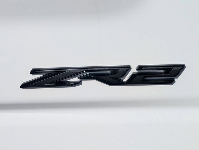 New 2026 Summit White Chevrolet ZR2 image 11