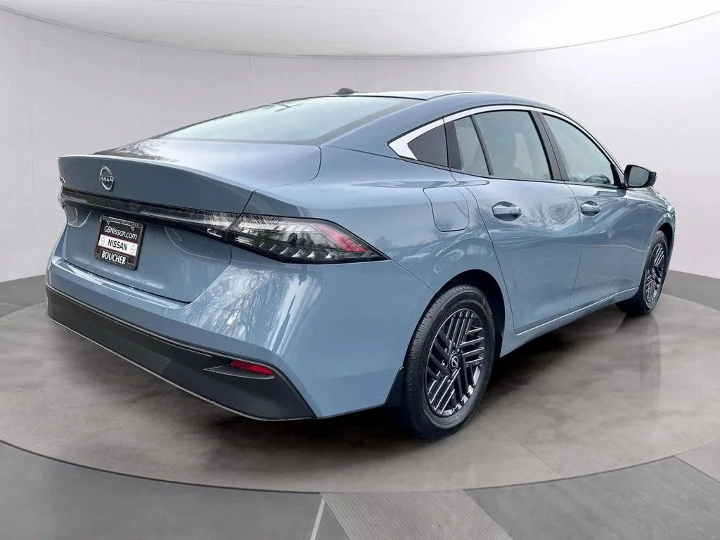 New 2026 Atlantic Gray Metallic Nissan SV image 3