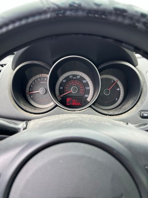 Used 2012 Silver Kia EX image 6