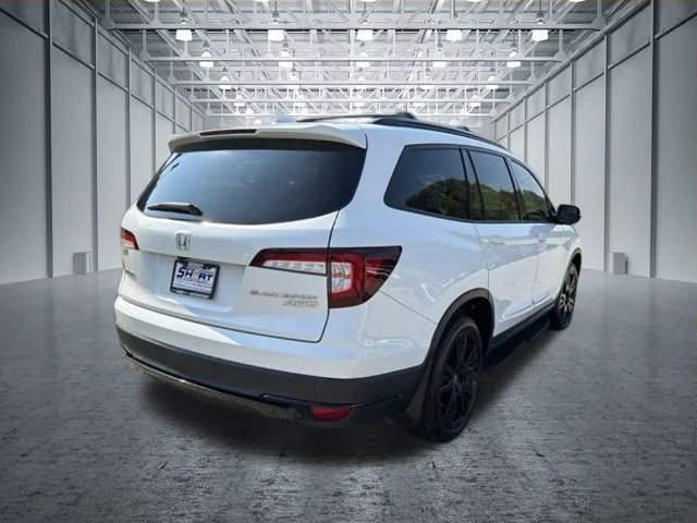 Used 2022 White Honda Black Edition image 3
