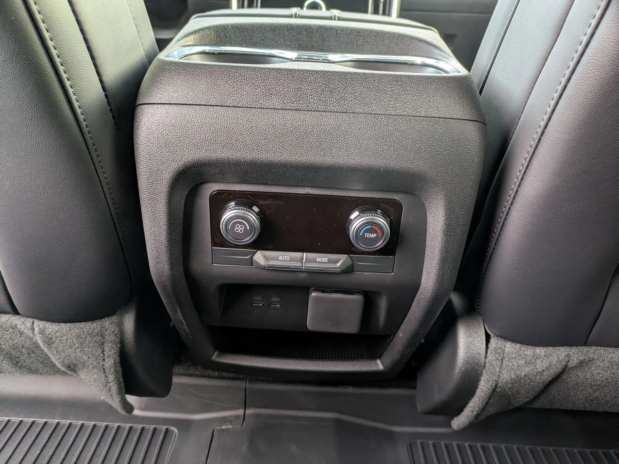 2026 GMC Acadia Elevation - Photo 11