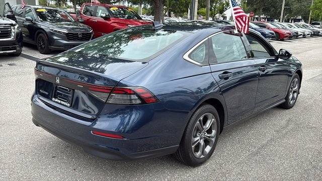 Used 2024 Canyon River Blue Metallic Honda EX image 9