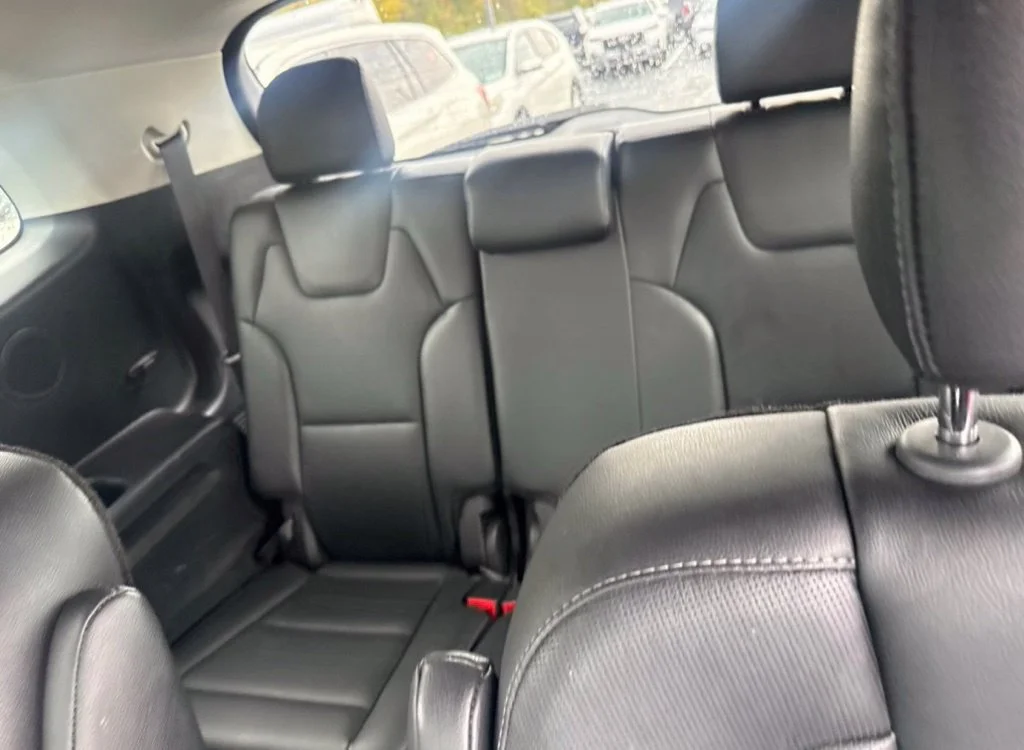 Used 2020 Black Kia SX image 16